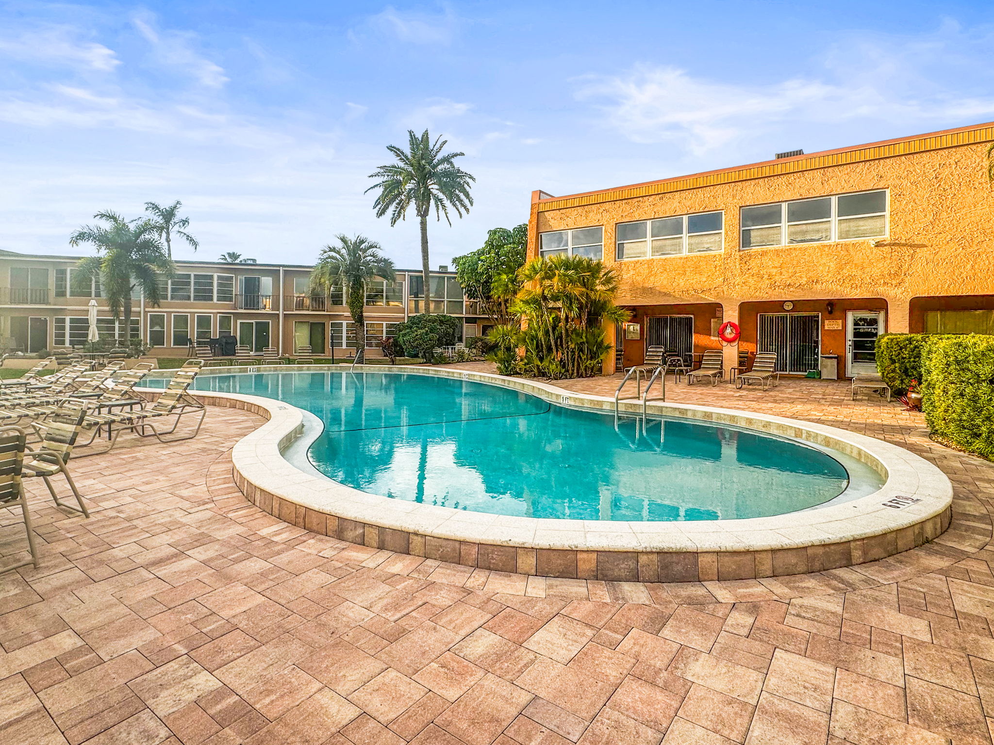 Community Pool - IMG_3778