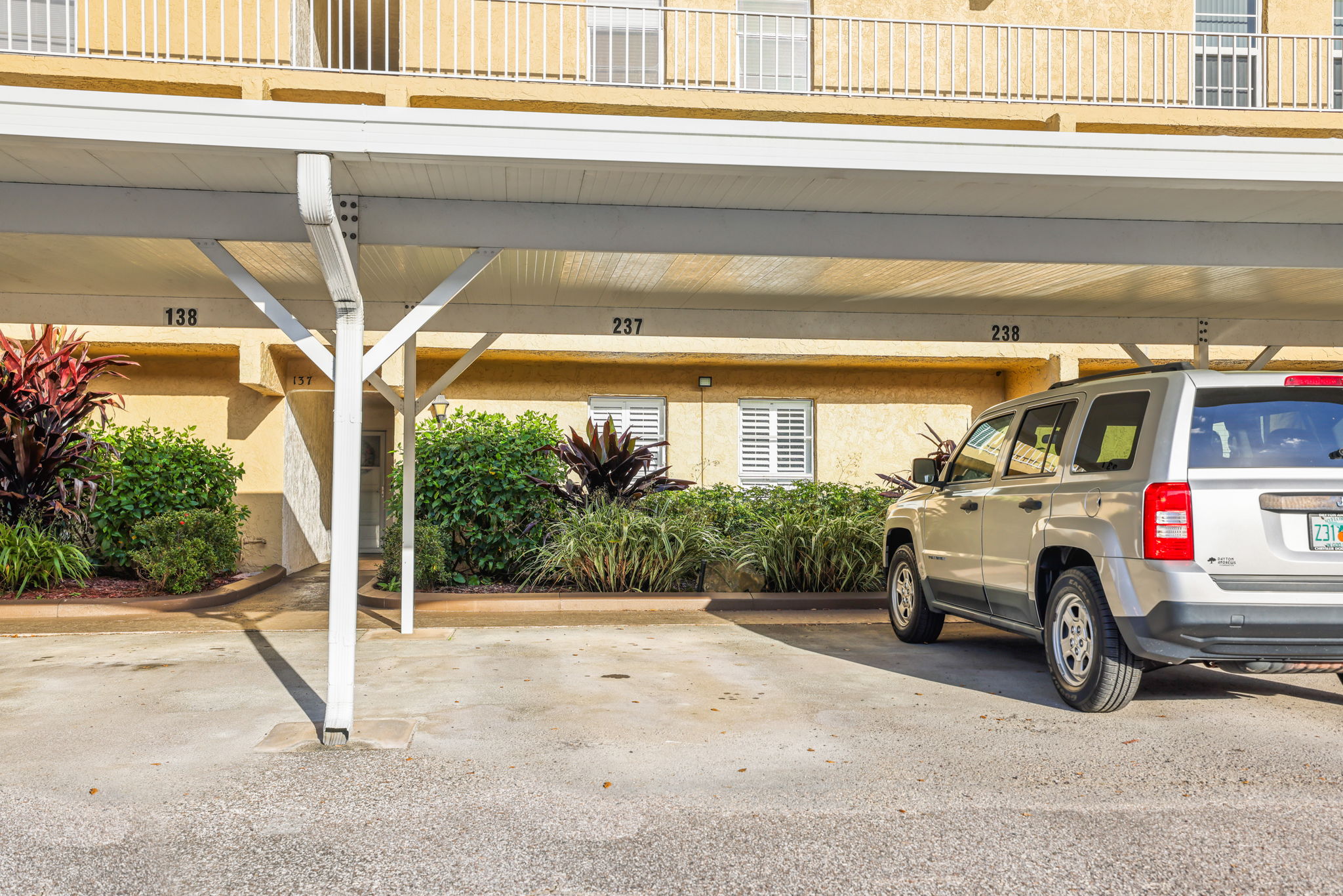 Parking Spot - 495A0422