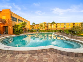 Community Pool - IMG_3774