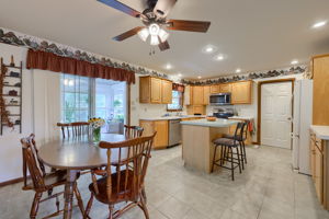  Photo 47