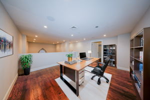 17 - Master Loft with Bonus Room