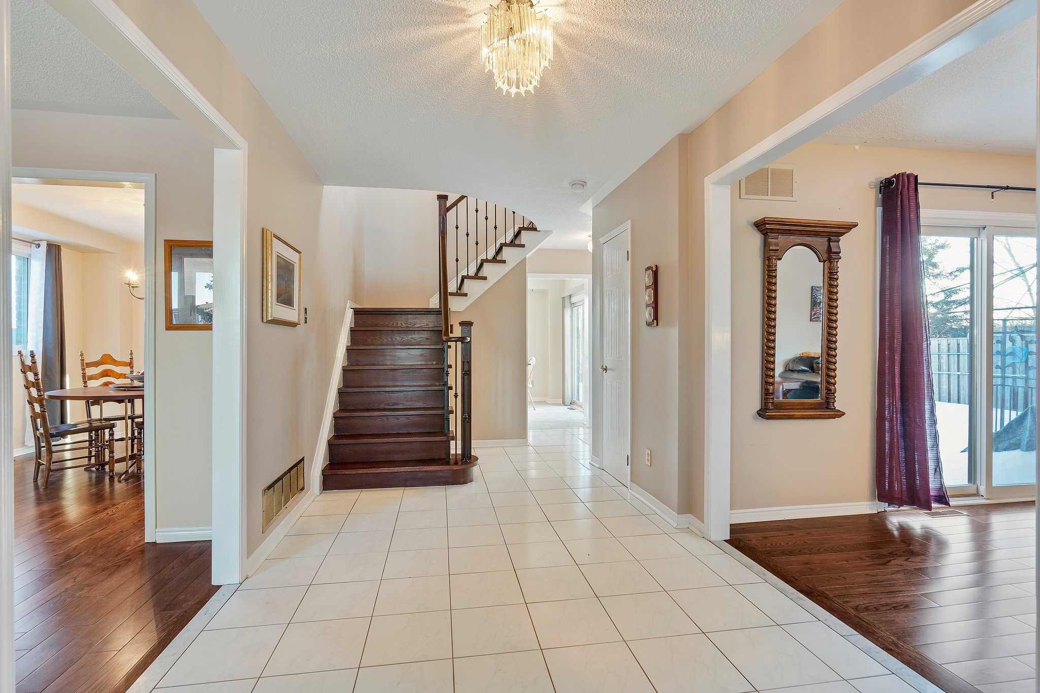 225 Edenwood Crescent, Orangeville, ON L9W 4M8, CA Photo 4