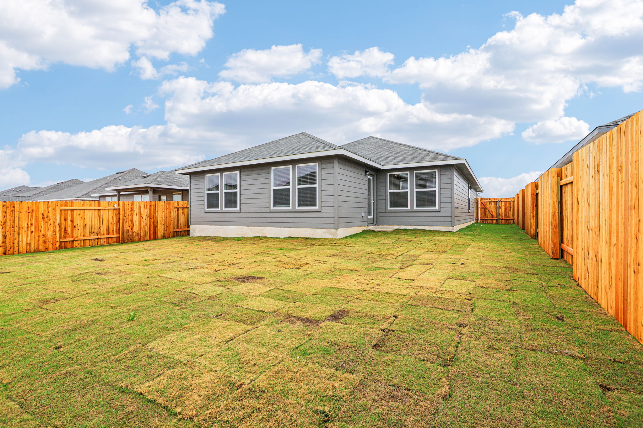 Austin - Eastern Wells - 225 Little Grn Trl, Jarrell, TX 76537 - 037