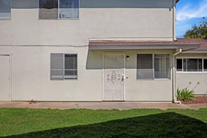  Photo 0