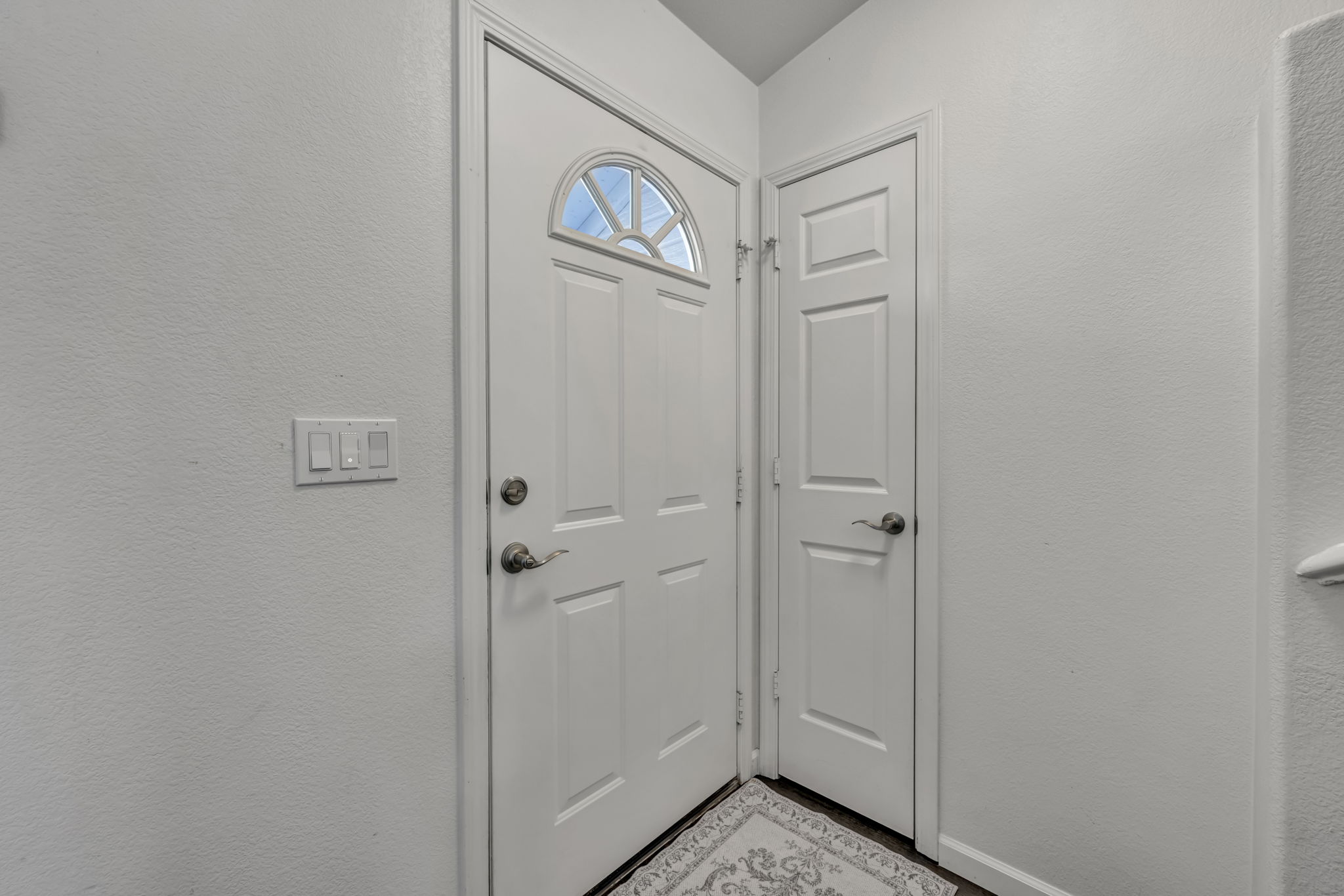  Photo 47