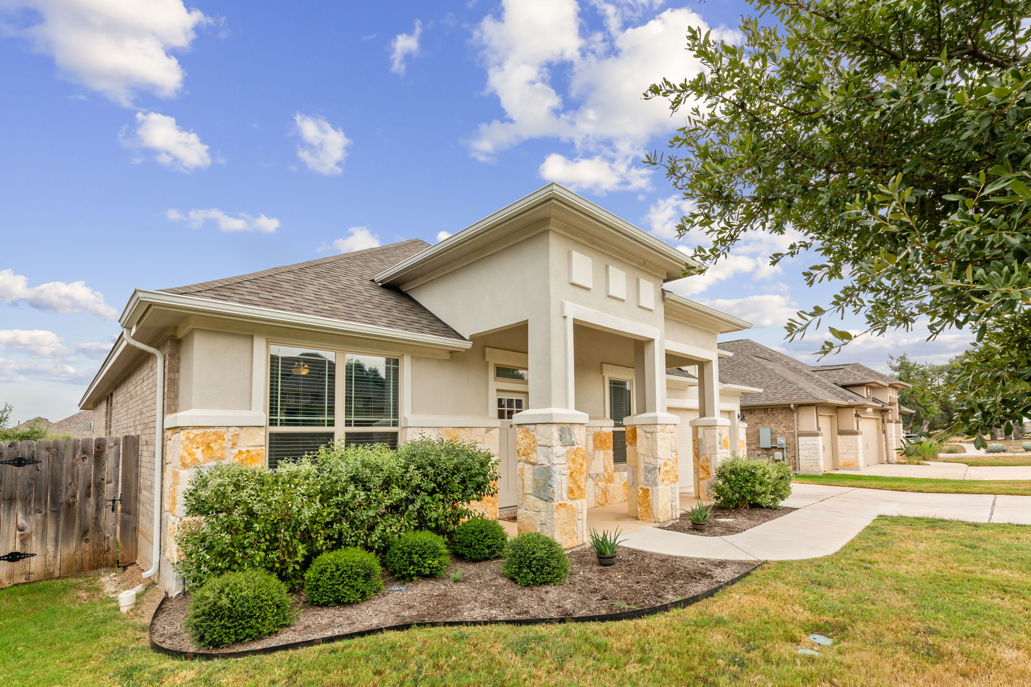 Single Story Home Exterior Side View
