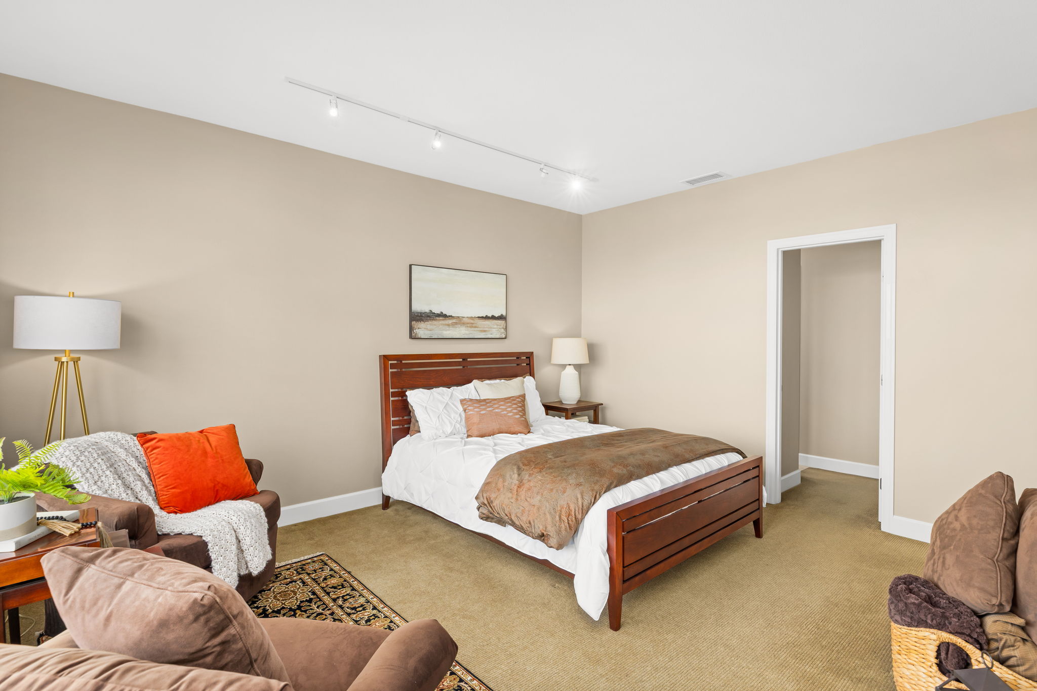 21. Primary Bedroom EnSuite