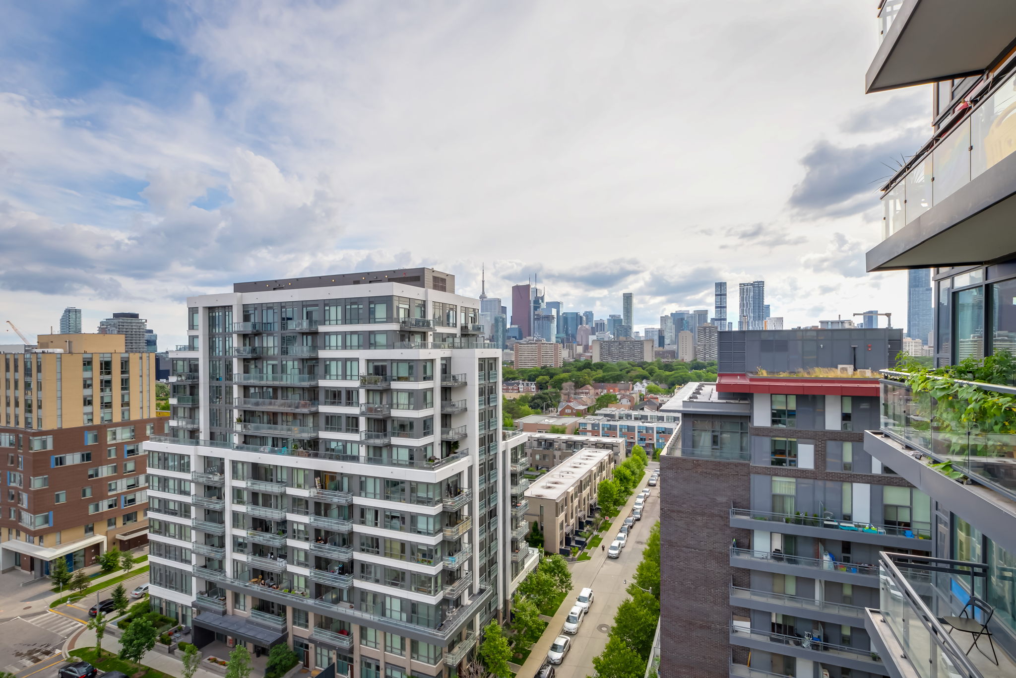 Toronto property showcase — delivered property photograph 28