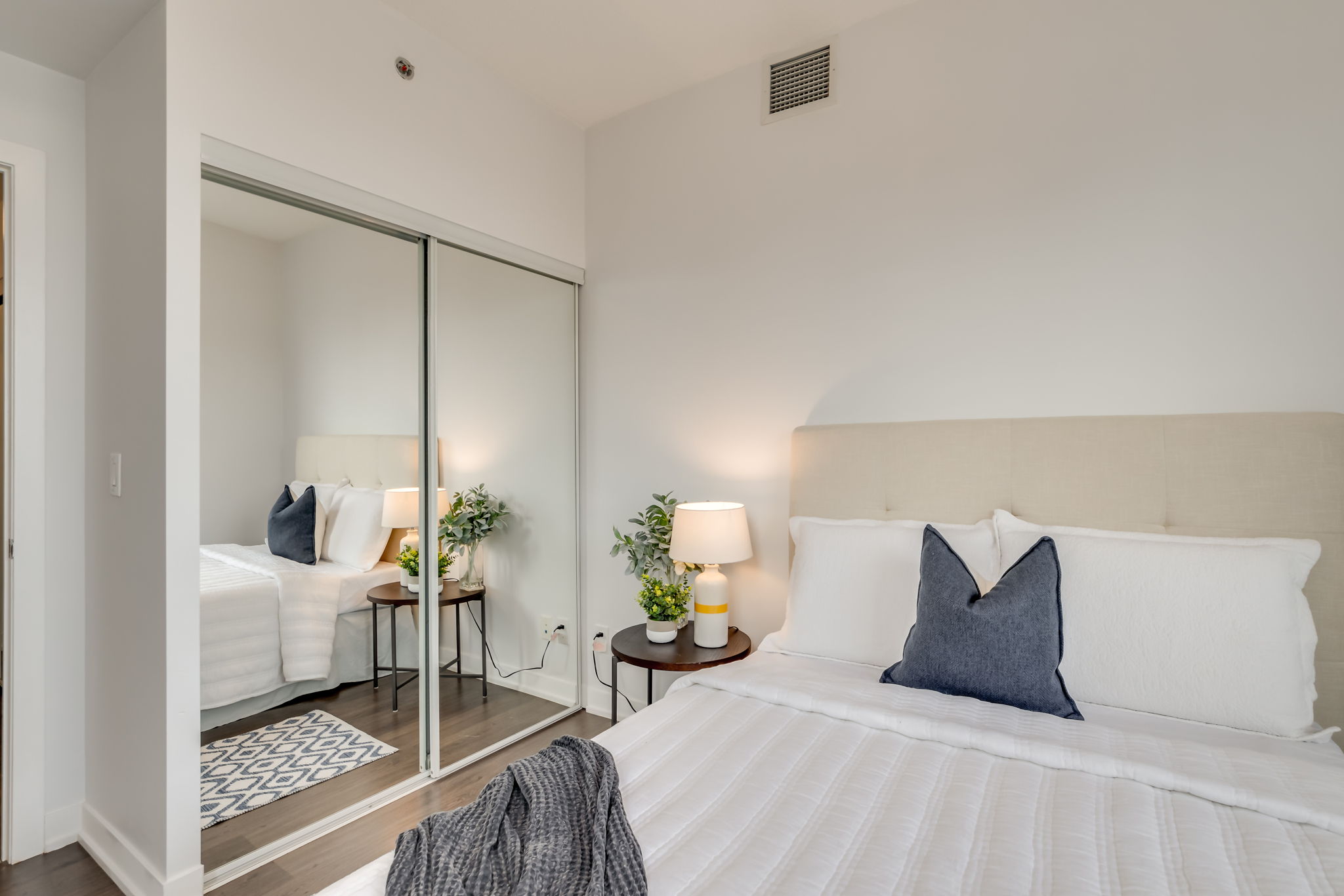 Toronto property showcase — delivered property photograph 23