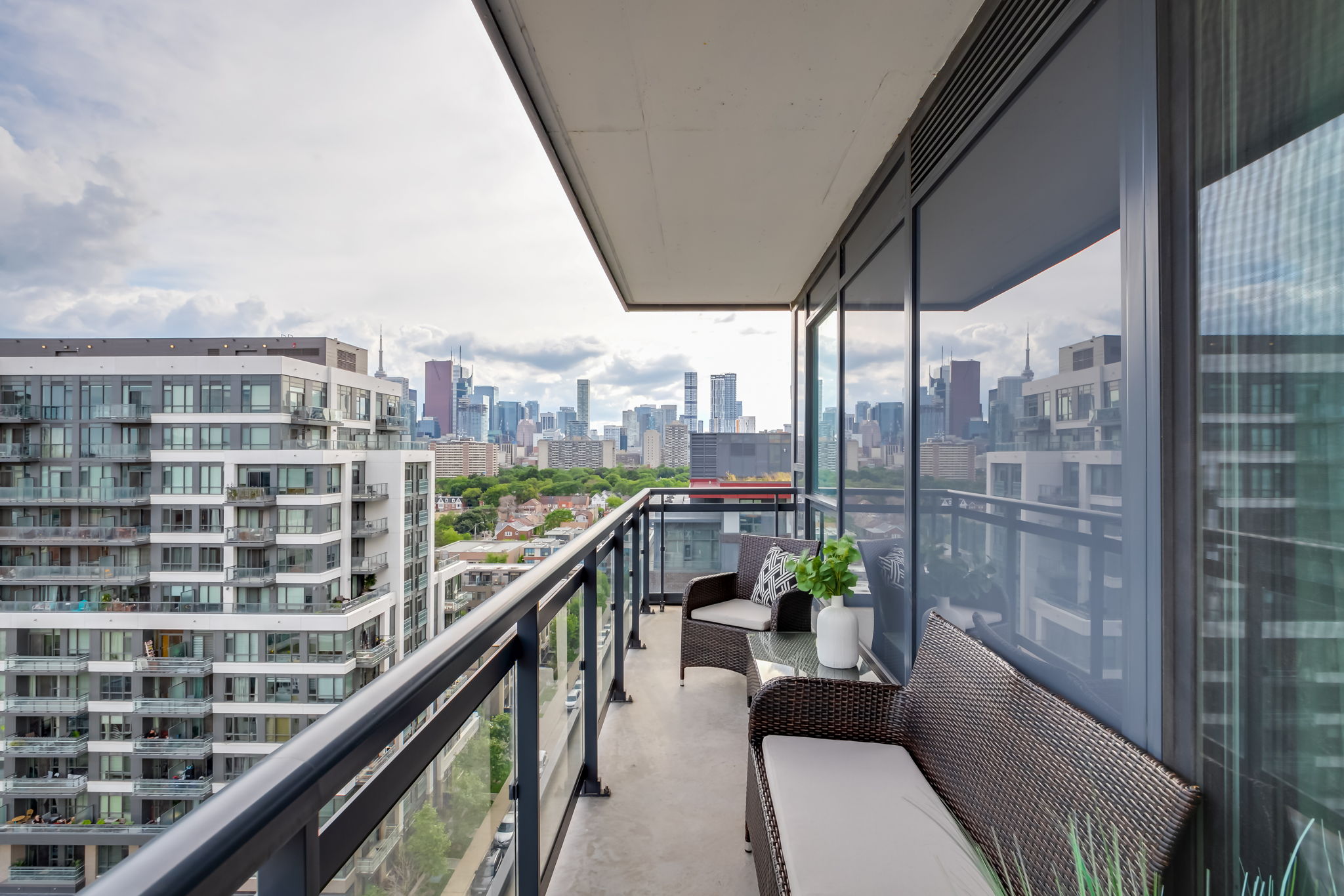 Toronto property showcase — delivered property photograph 27