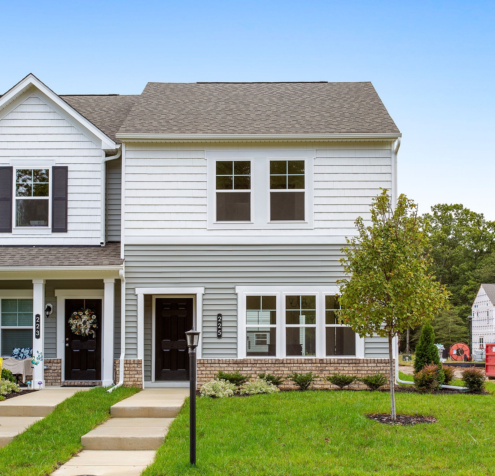 01-Exterior Front