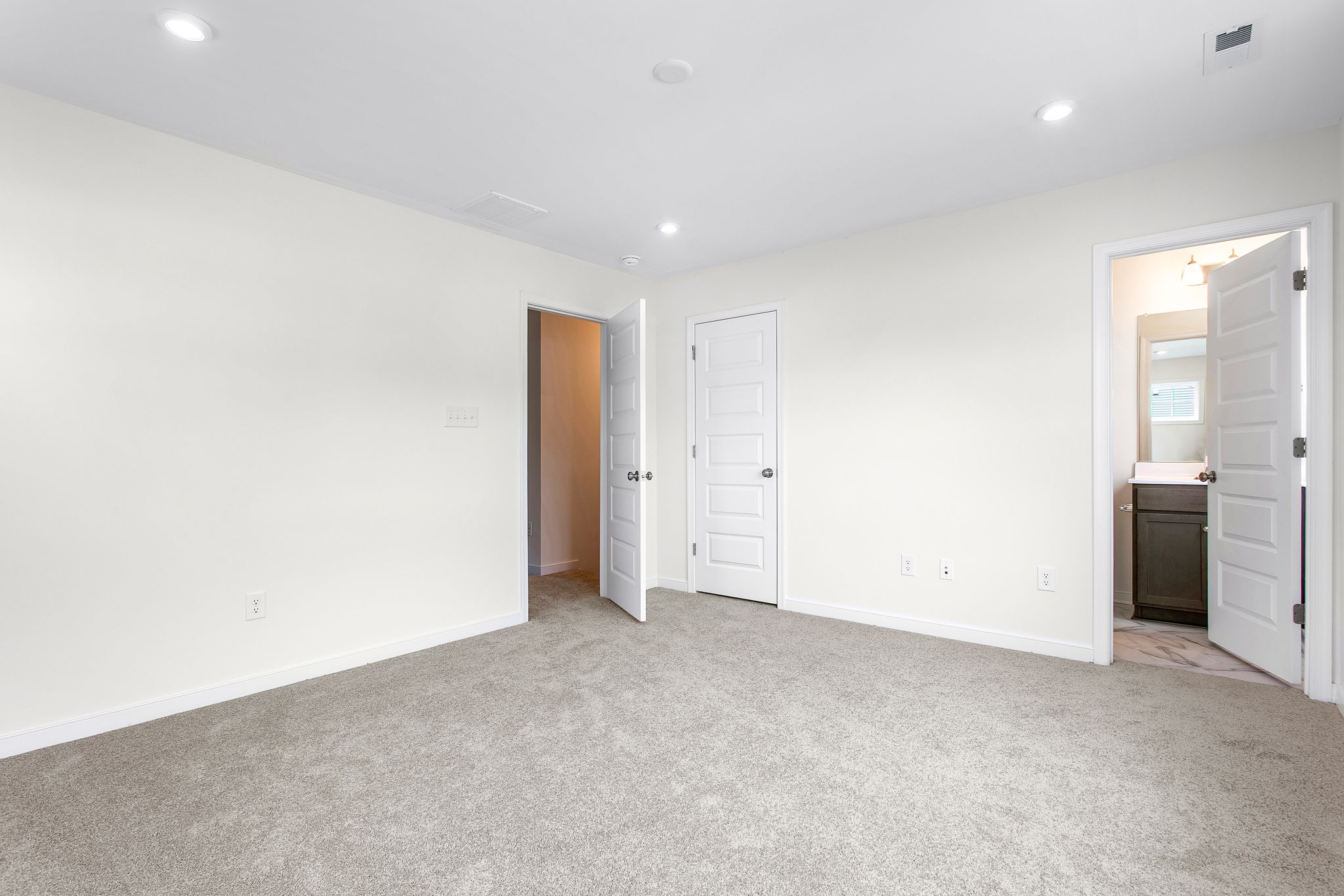 16-Primary Bedroom