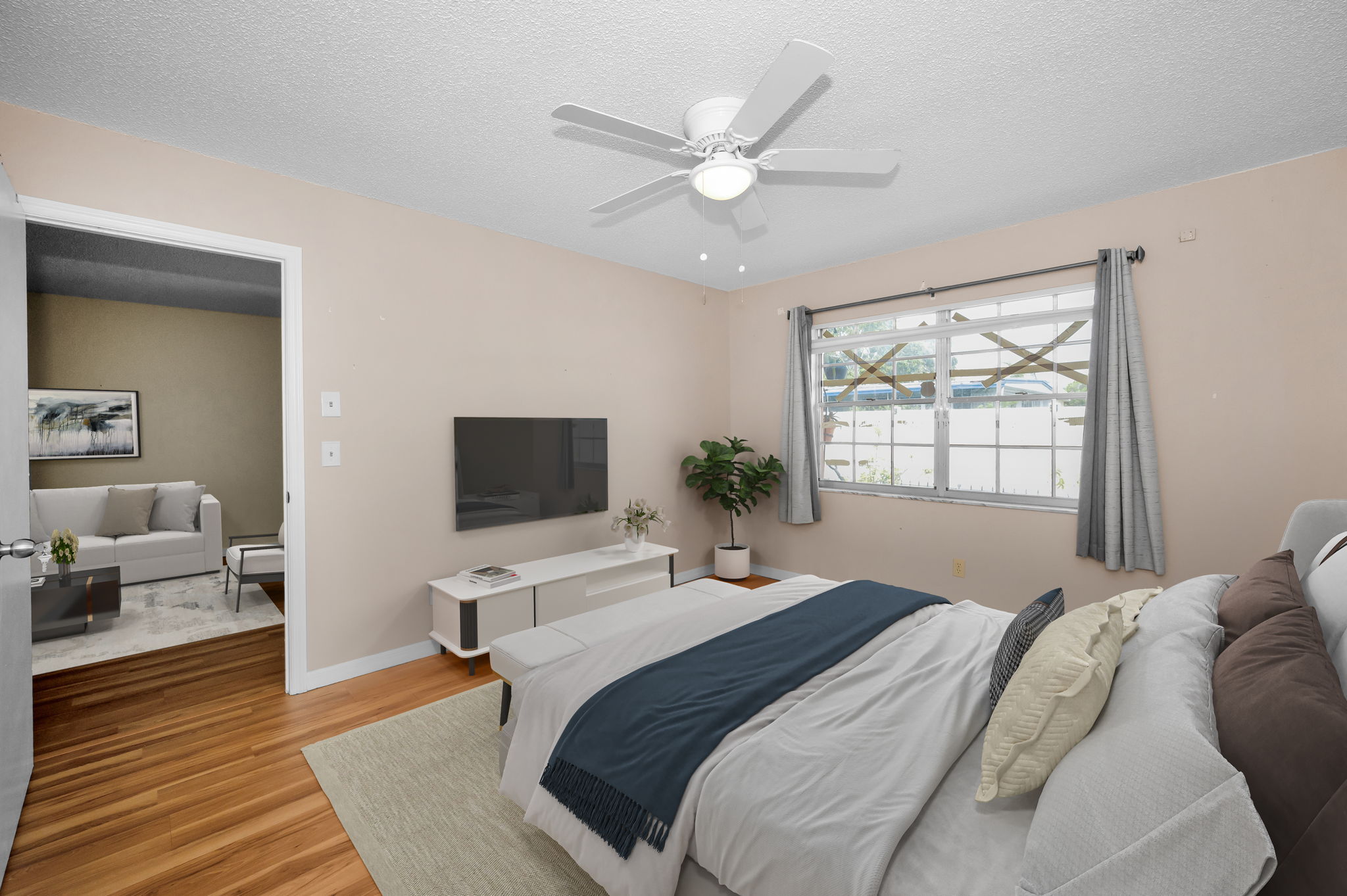 Primary Bedroom1b