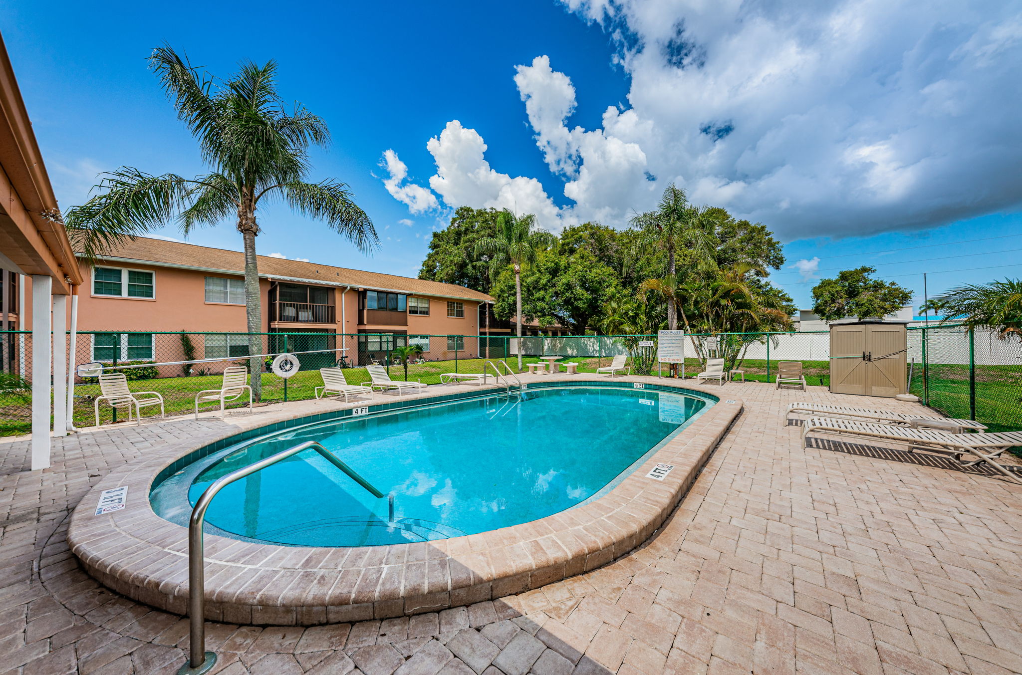 Pool 1
