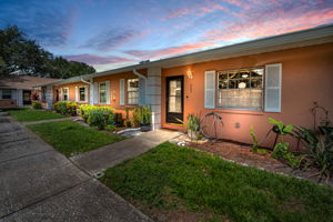 Front Exterior5