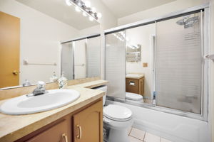 Bathroom2