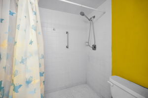 Primary Bathroom1b