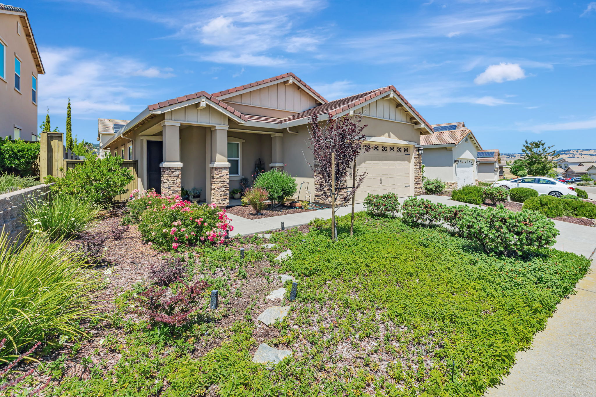 002_ 2250 Hayloft Dr