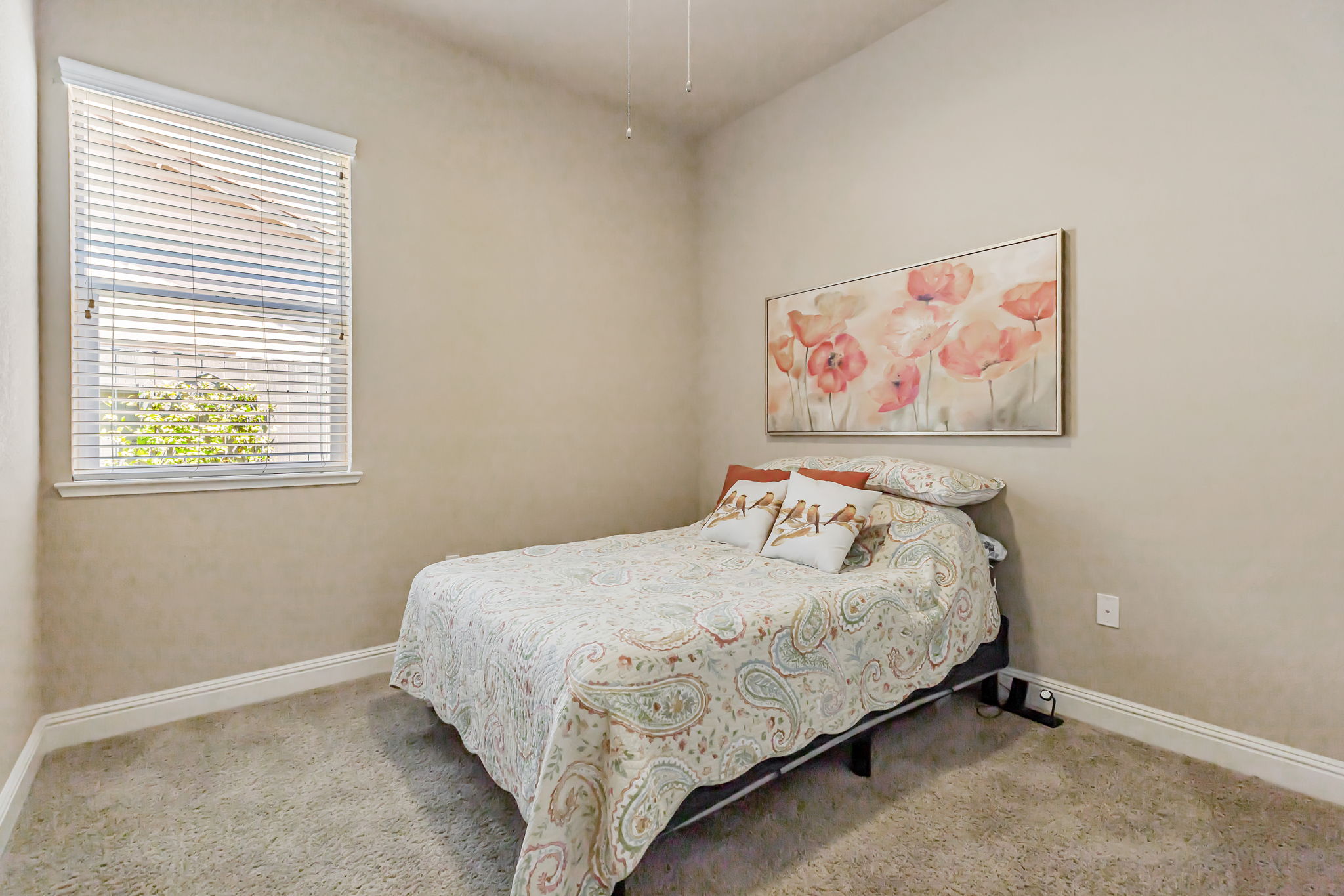 013_ 2250 Hayloft Dr