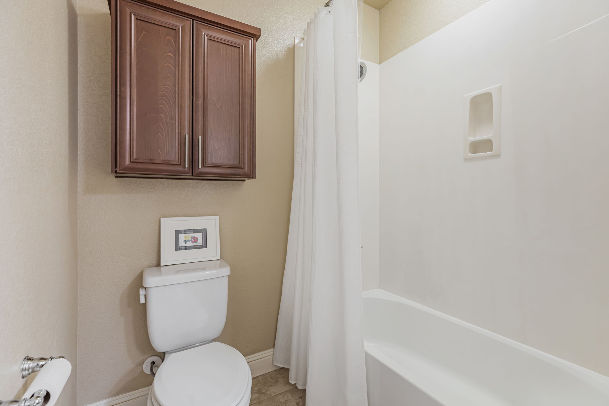 030_ 2250 Hayloft Dr
