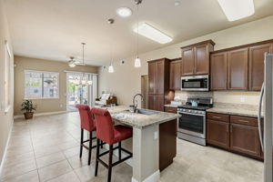 008_ 2250 Hayloft Dr