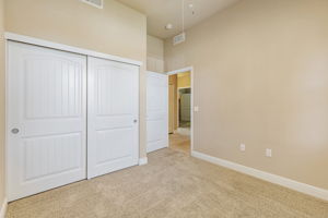 019_ 2250 Hayloft Dr