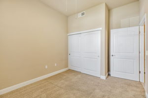 020_ 2250 Hayloft Dr