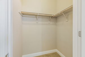 024_ 2250 Hayloft Dr