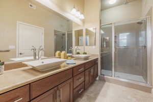 027_ 2250 Hayloft Dr