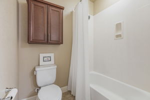 030_ 2250 Hayloft Dr
