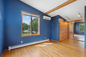 18_Interior