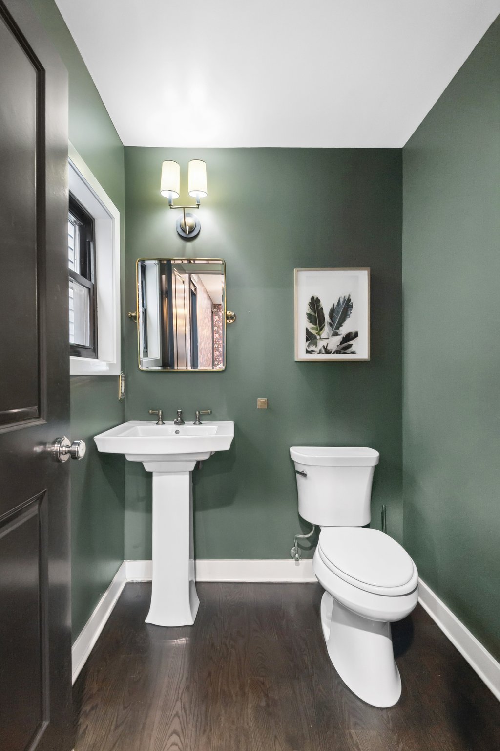 2250 W Berwyn Ave_021.jpg