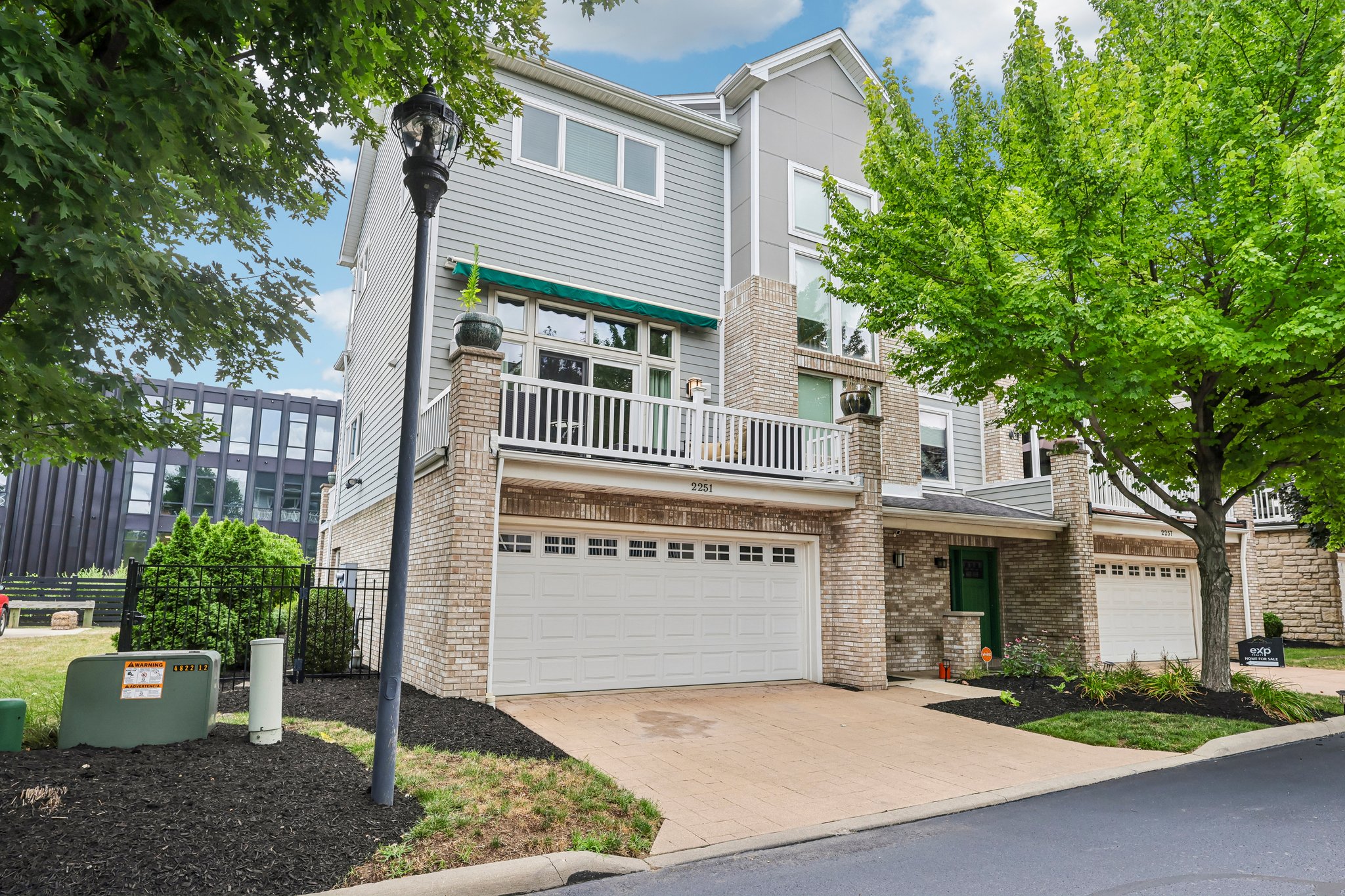 City View Dr-S2307-004.jpg