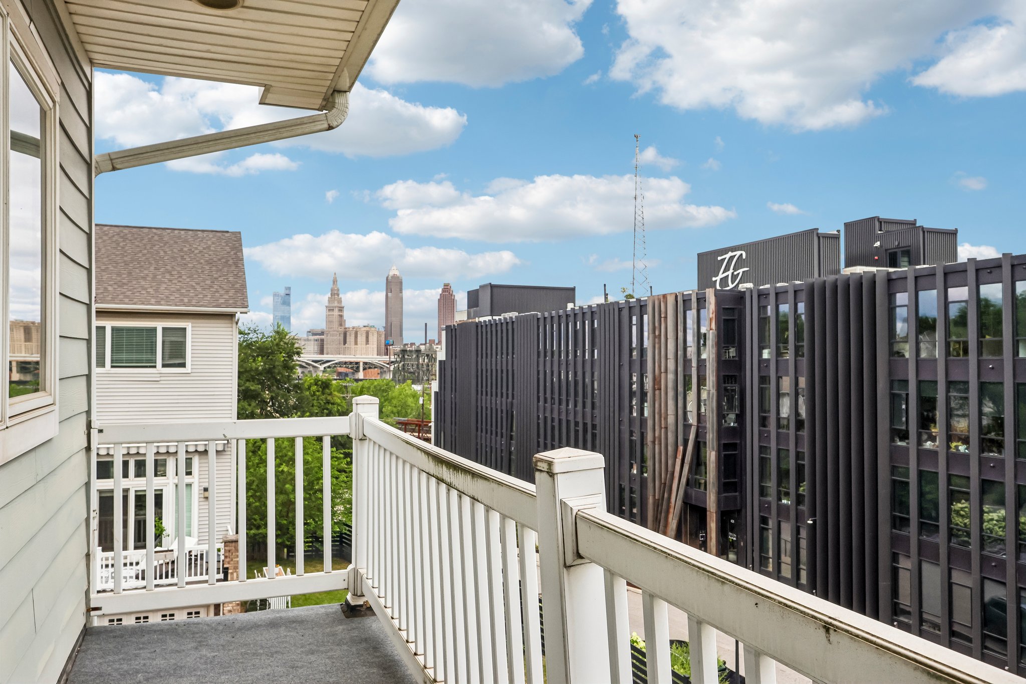 City View Dr-S2307-034.jpg
