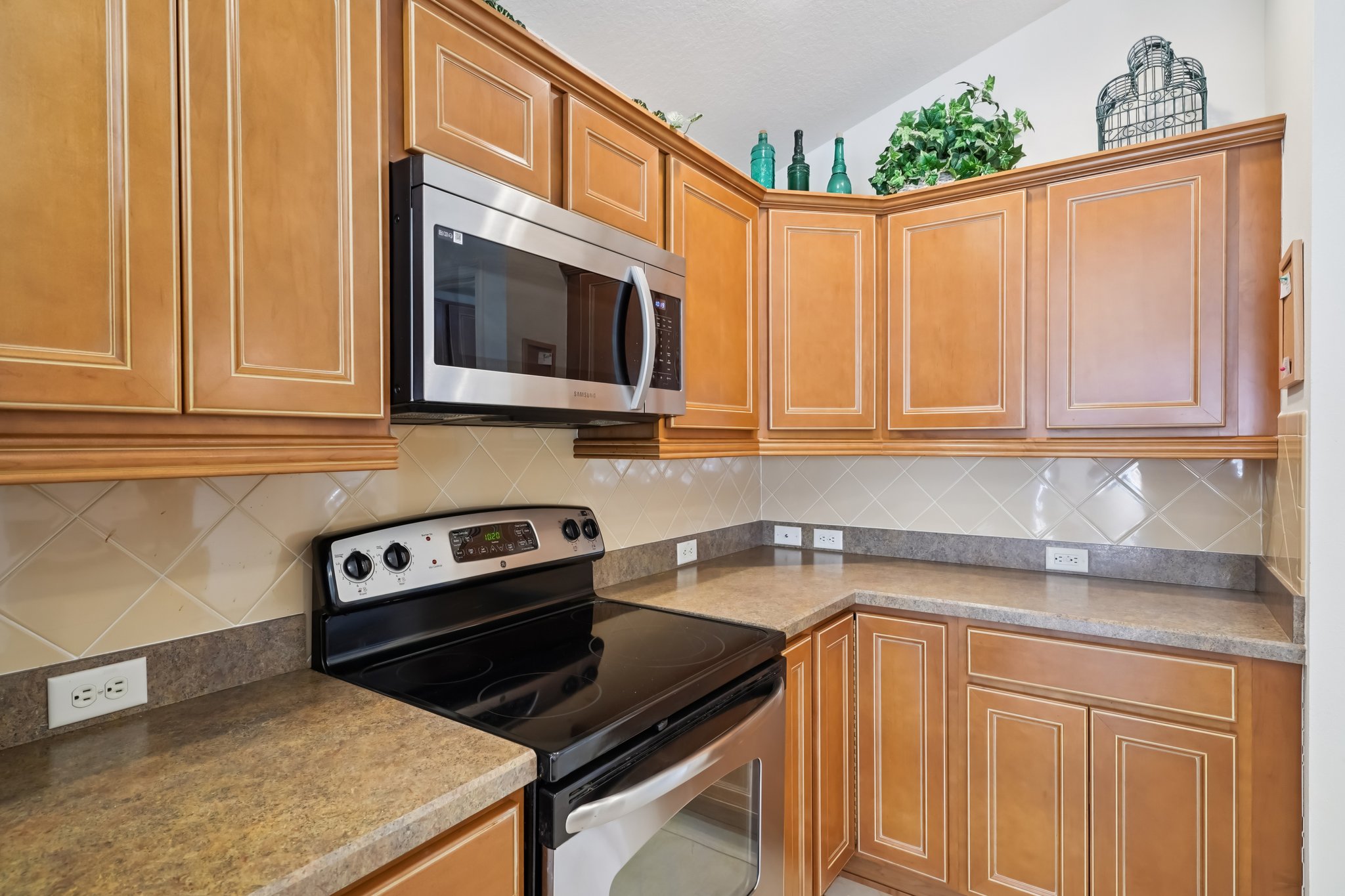 Opal Ct-S2002-020.jpg