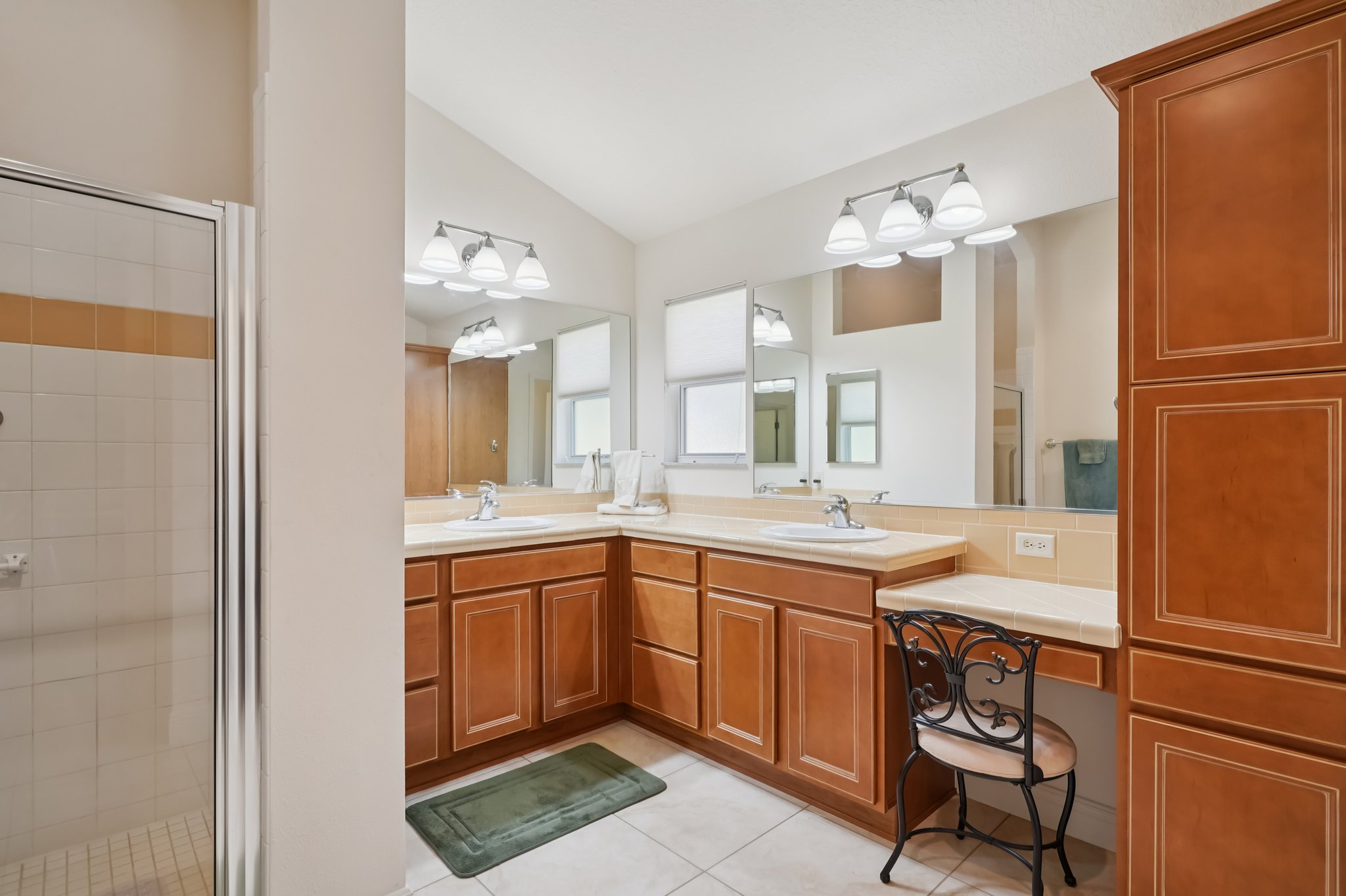 Opal Ct-S2002-027.jpg