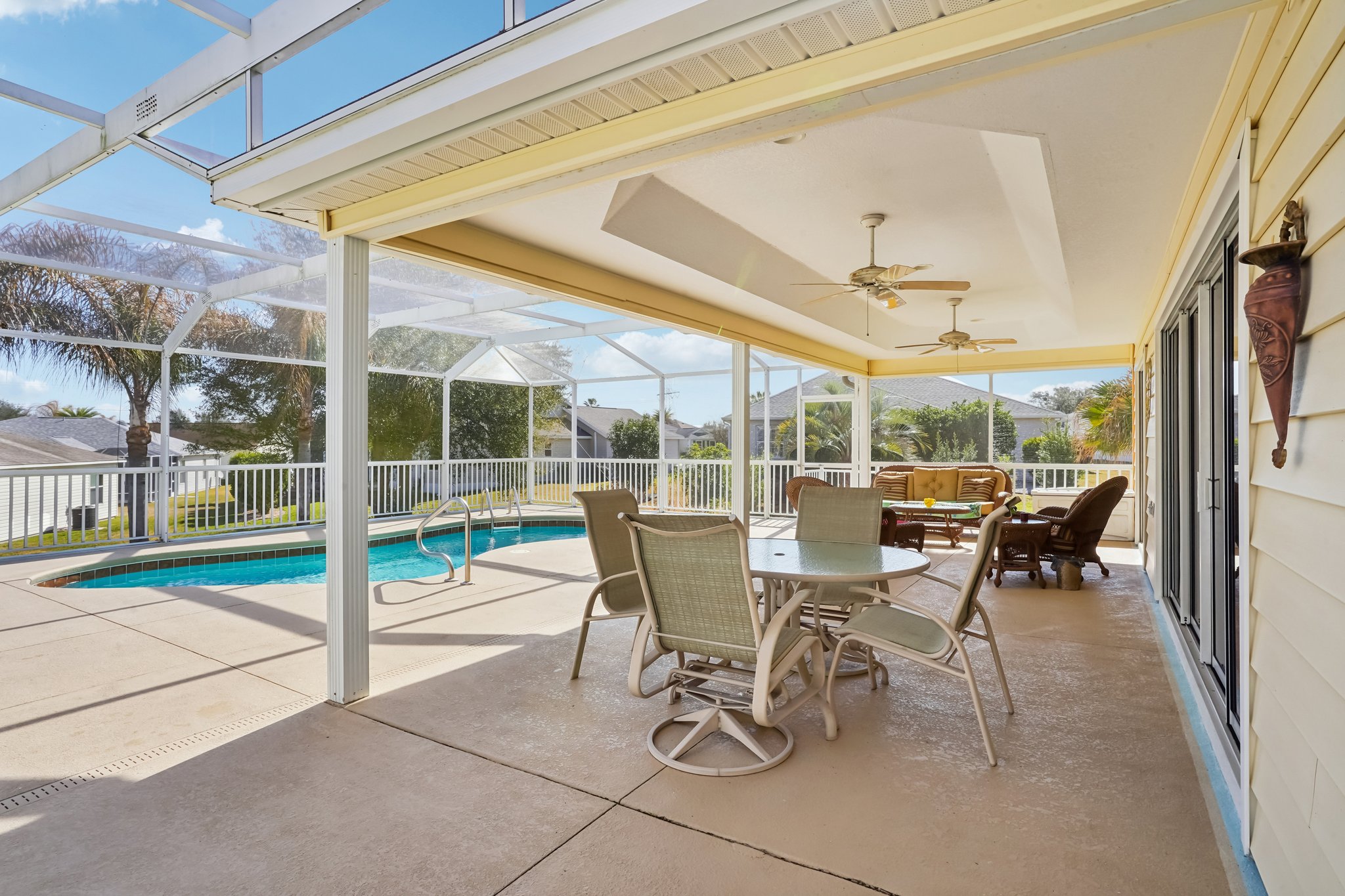 Opal Ct-S2002-044.jpg