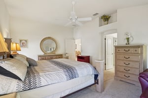 Opal Ct-S2002-025.jpg