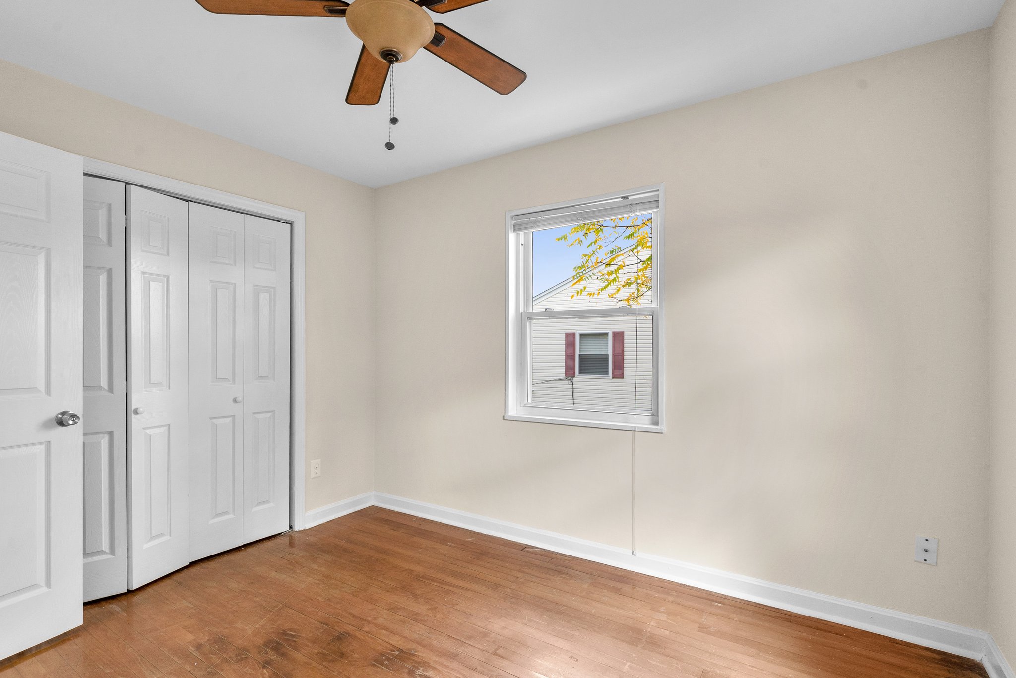 2251 Roanoke Dr. 19.jpg