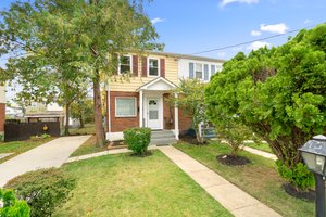 2251 Roanoke Dr. 04.jpg