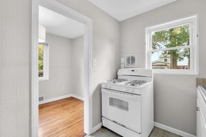 2251 Roanoke Dr. 14.jpg