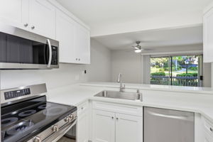 004_F8_2252 Almaden Rd a