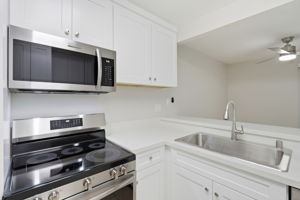005_F8_2252 Almaden Rd a
