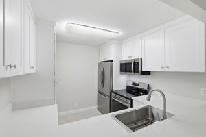 011_F8_2252 Almaden Rd a