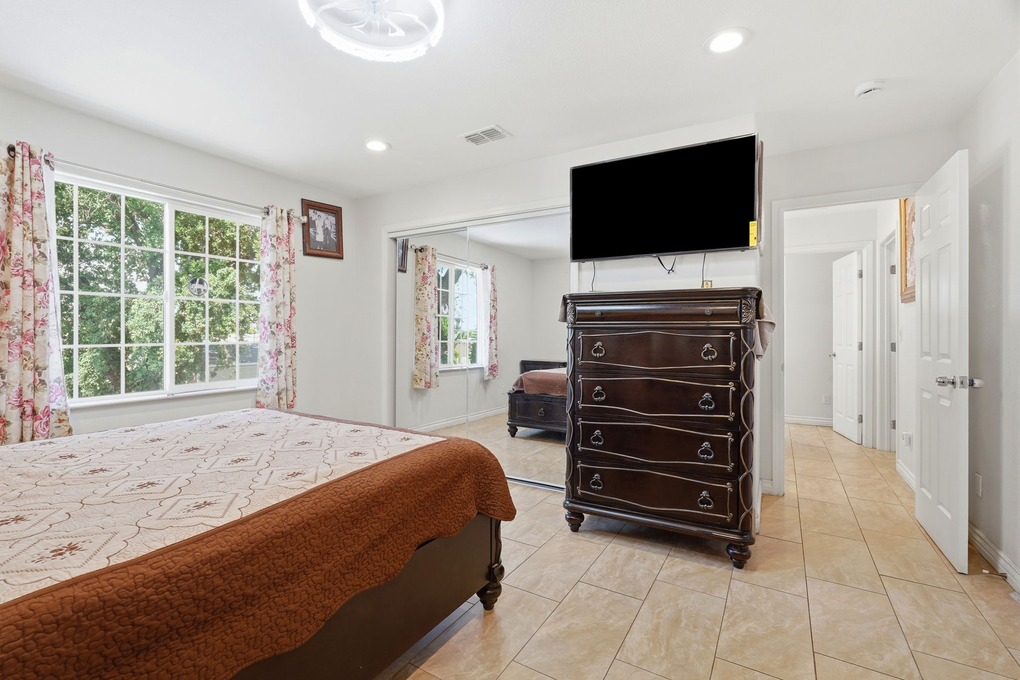 016_F8_2252 Denair Ave