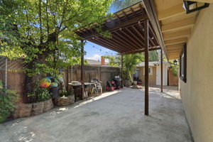 037_F8_2252 Denair Ave
