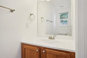 Coronado Pkwy N D-3005-014.jpg