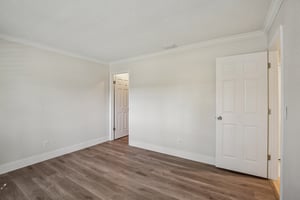 Heron Cir-S1510-029.jpg