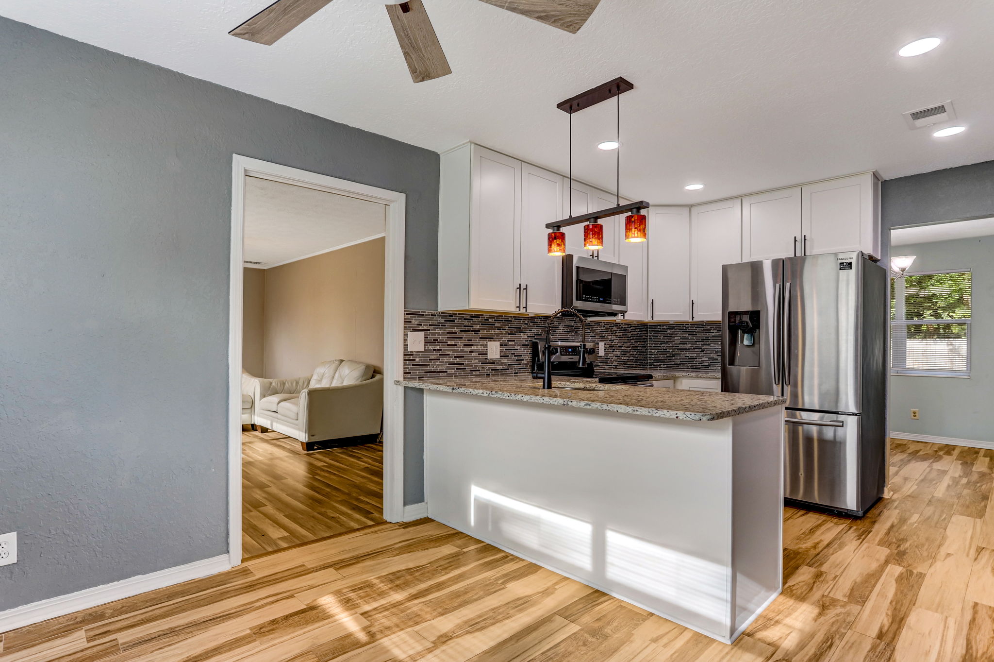 Kitchen/Breakfast Area