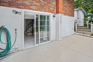  Photo 32